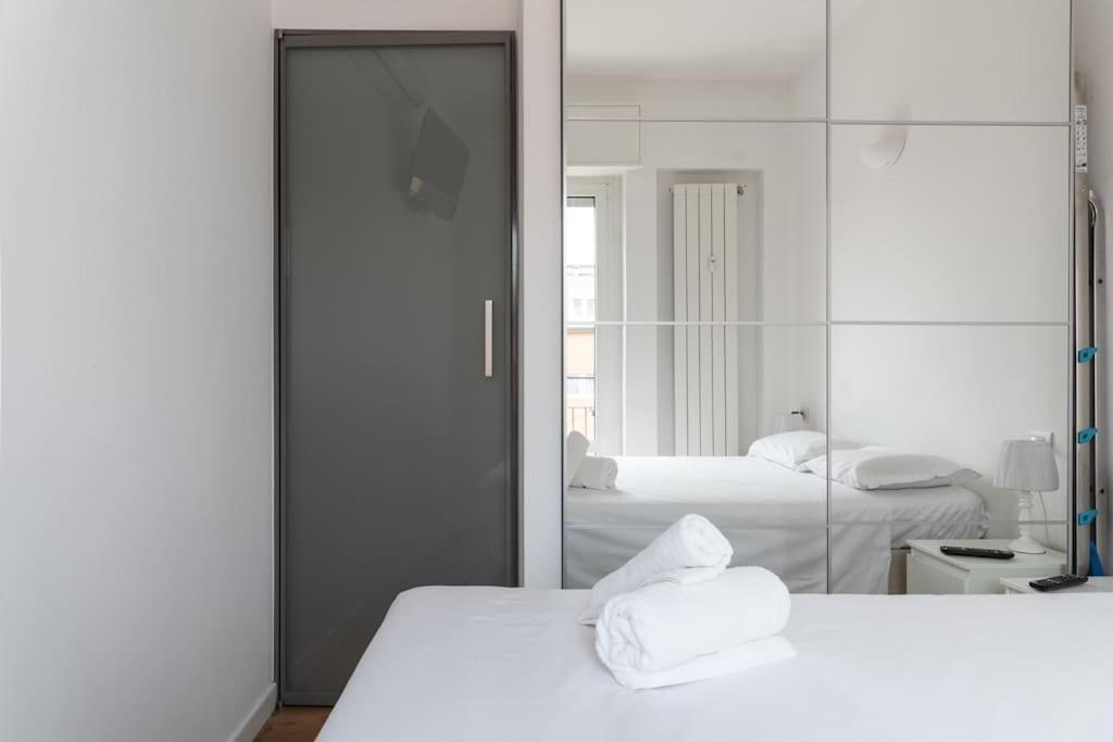 Apartment Youhosty - Ripamonti 194 Mailand